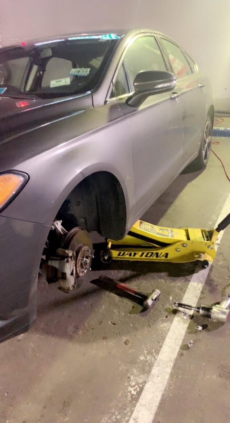 24 Hour Rodriguez Tire Shop in Dallas